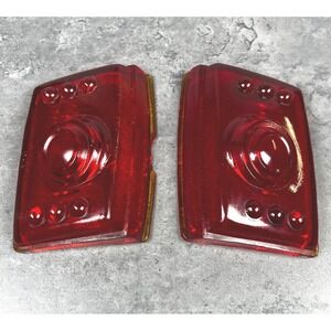 VTG 1942 Pair Dodge OHE CB9514 CB5913 Red Glass Tail Light Lense Bullseye Design